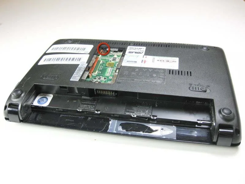 huong-dan-cach-thay-the-o-cung-asus-eee-pc-1005ha-hieu-qua-h11