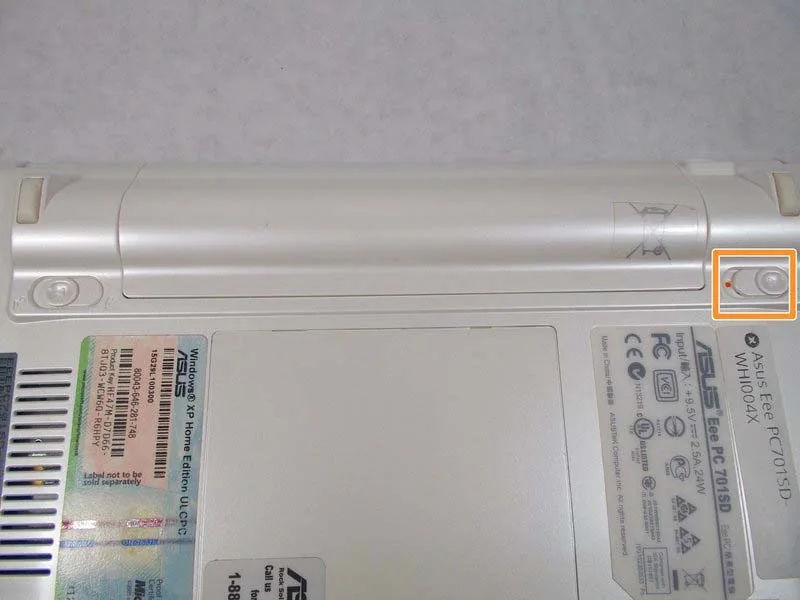cach-thay-ban-di-chuot-va-nut-chuot-asus-eee-pc701sd-whi004x