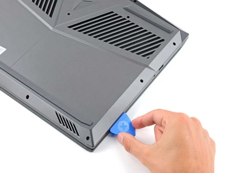 cach-thay-hoac-nang-cap-o-ssd-m2-2280-cho-laptop-lenovo-legion-y7000p-h5