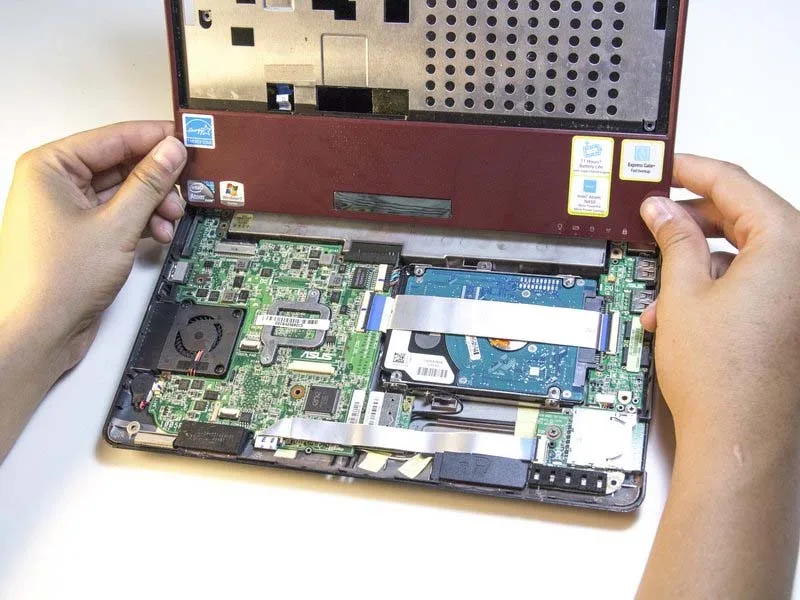 huong-dan-cach-thay-the-o-cung-cho-asus-eee-pc-1005peb-h22