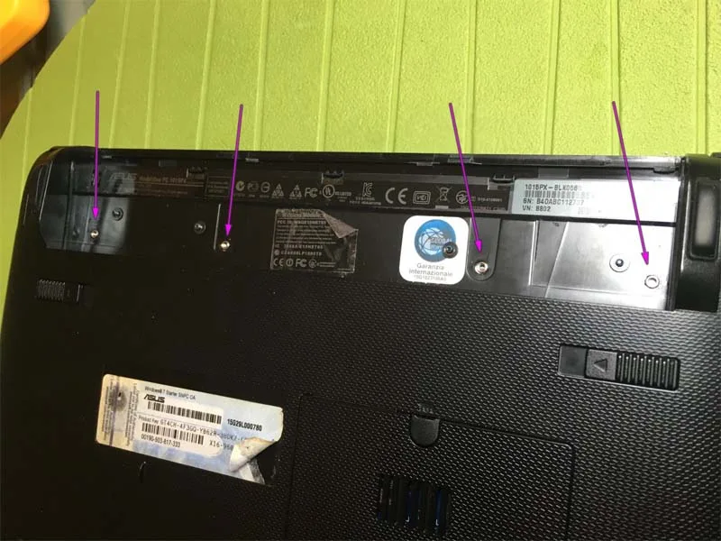 thay-o-cung-hdd-va-quat-tan-nhiet-asus-eee-pc-1015px-h2