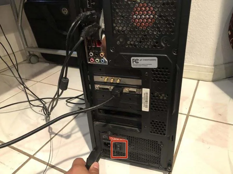 huong-dan-cach-thay-the-ram-cho-may-tinh-cyberseriespc-c-series-h2