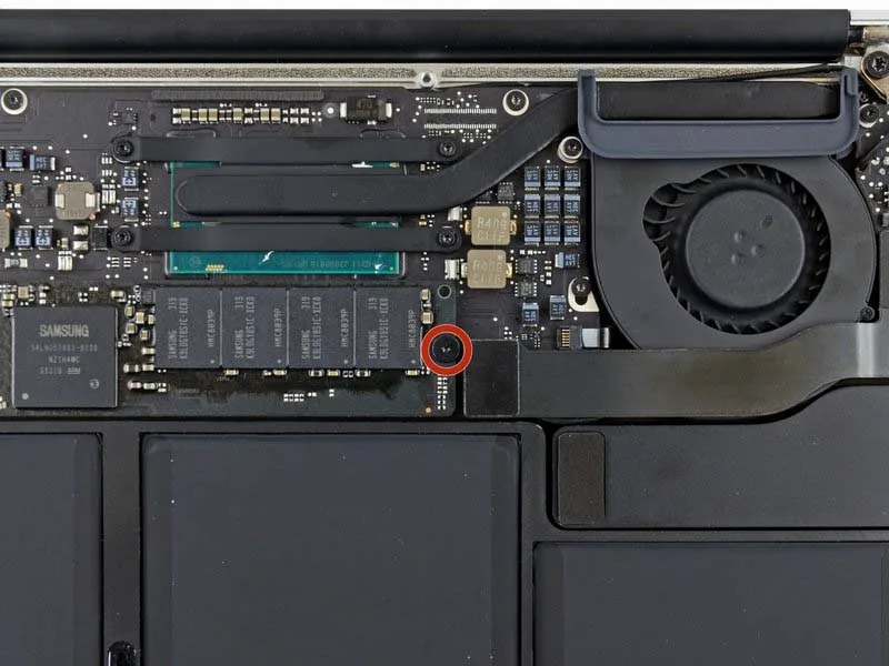 cach-nang-cap-ssd-nvme-cho-macbook-air-13-h4