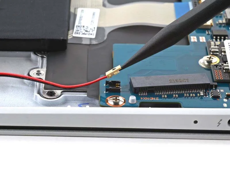 huong-dan-thay-bo-mach-chu-cho-samsung-galaxy-book-pro-15-h13