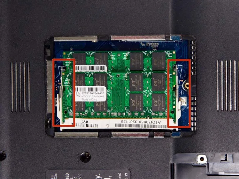 quy-trinh-thay-ram-cho-sony-vaio-vgn-nw240f-pcg-7184l-h6