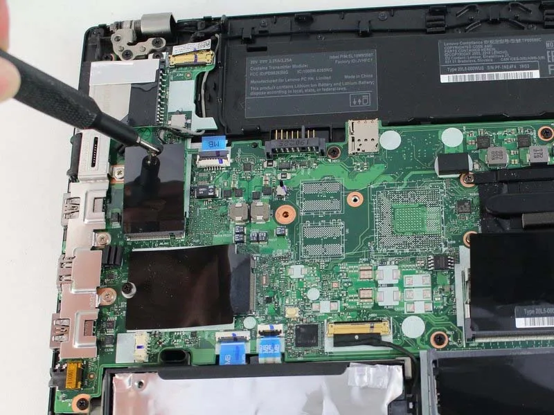 huong-dan-cach-thay-the-bo-mach-chu-mainboard-laptop-lenovo-thinkpad-t480-h13