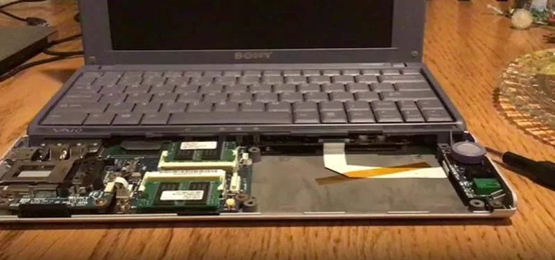 huong-dan-cach-thay-o-cung-laptop-sony-vaio-pcg-432l-h7