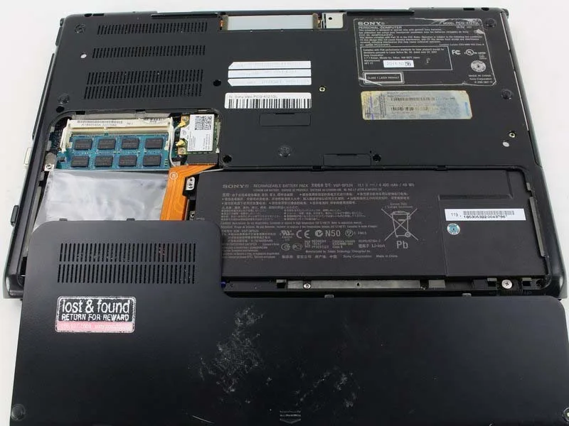 cach-thay-bang-mach-the-sd-sony-vaio-pcg-4121gl-trong-tich-tac-h3