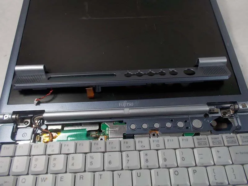 huong-dan-thay-bo-chuyen-djoi-pci-tren-fujitsu-lifebook-s6120-h5