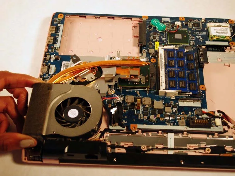 huong-dan-thay-quat-tan-nhiet-laptop-sony-vaio-vpccw21fx-h15
