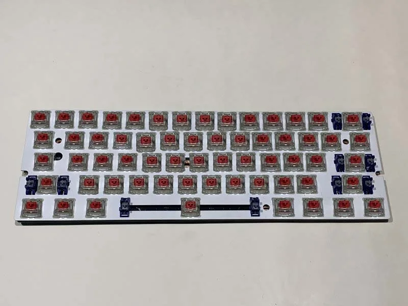 cach-thay-switch-cherry-mx-cho-ban-phim-ducky-one-2-mini-h8