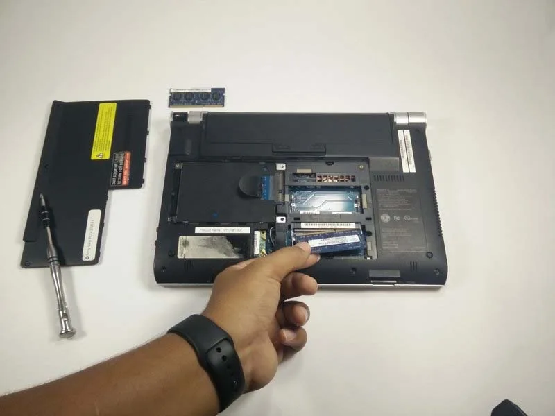 meo-thay-ram-sony-vaio-pcg-31311l-h6