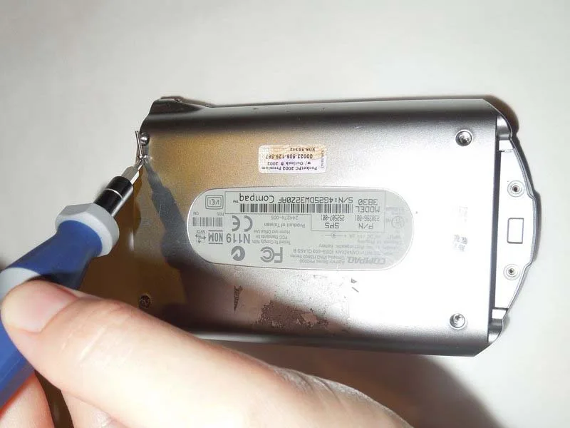 quy-trinh-thay-loa-compaq-ipaq-pocket-pc-3830