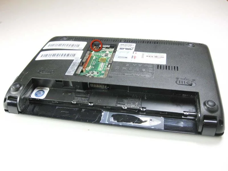 thay-the-djau-djoc-the-sd-cho-asus-eee-pc-1005ha-h3