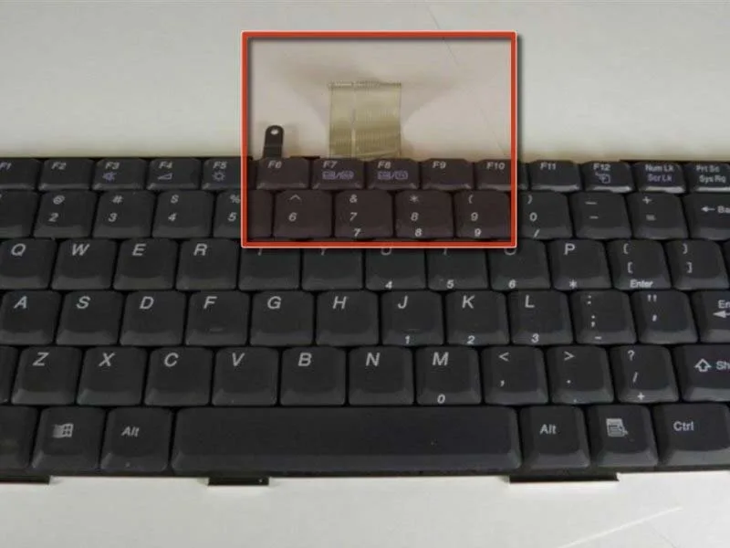 huong-dan-thay-o-djia-dvd-cho-laptop-sony-vaio-pcg-981l-h2