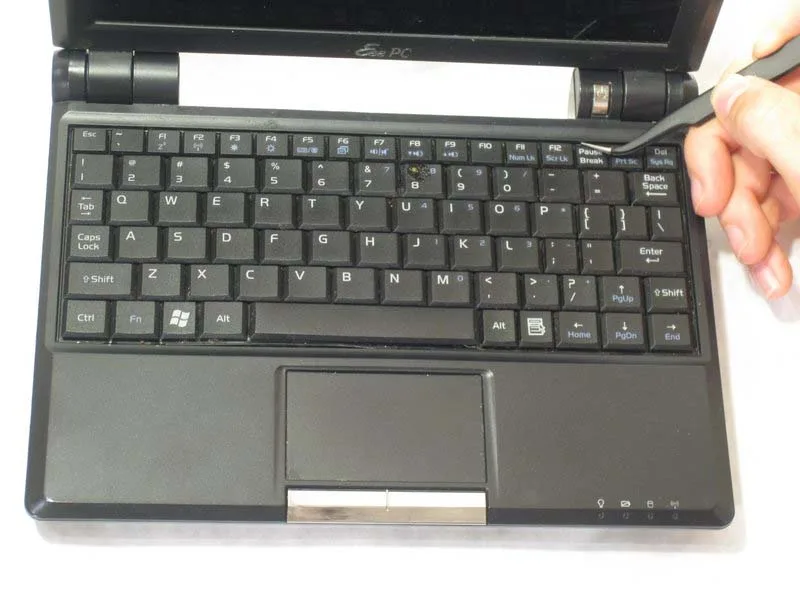 cac-buoc-thay-clicker-tren-asus-eee-pc-900hd-h6