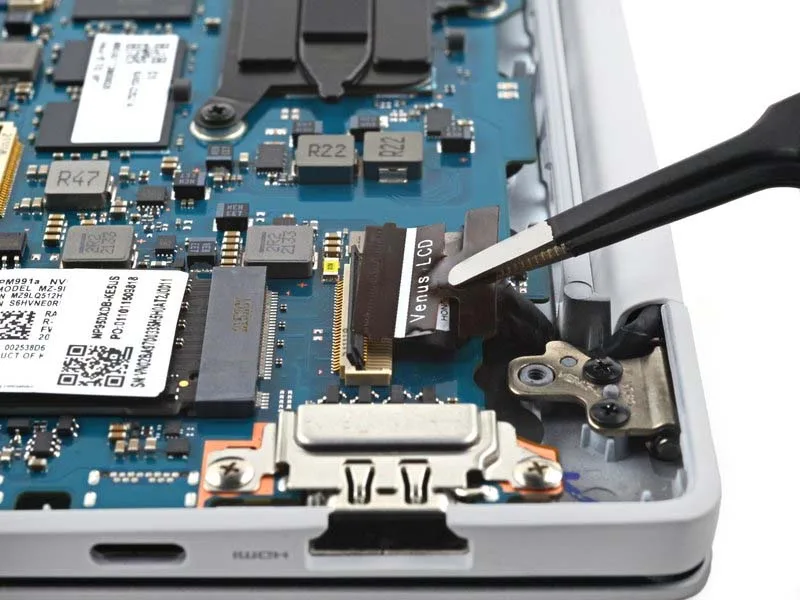 huong-dan-thay-bo-mach-chu-cho-samsung-galaxy-book-pro-15-h20