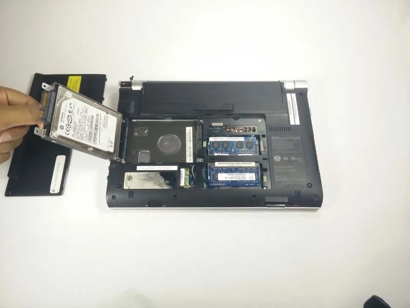 huong-dan-cach-thay-o-cung-sony-vaio-pcg-31311l-chuyen-nghiep-h5