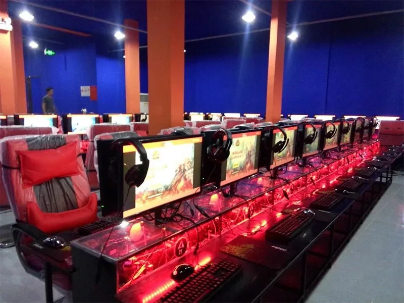 du-an-thiet-ke-va-lap-djat-phong-net-thanh-cong-tai-hai-phong-cua-minh-djuc-pc-04