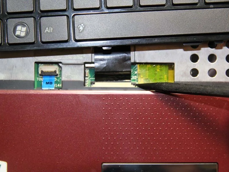 huong-dan-cach-thay-the-o-cung-cho-asus-eee-pc-1005peb-h9