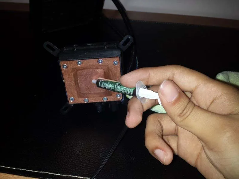 huong-dan-cach-thay-the-bo-tan-nhiet-cpu-cho-pc-choi-game-h4