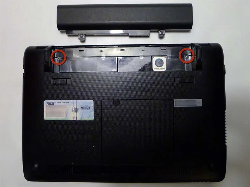 huong-dan-thay-ban-phim-asus-eee-pc-1215n-h2