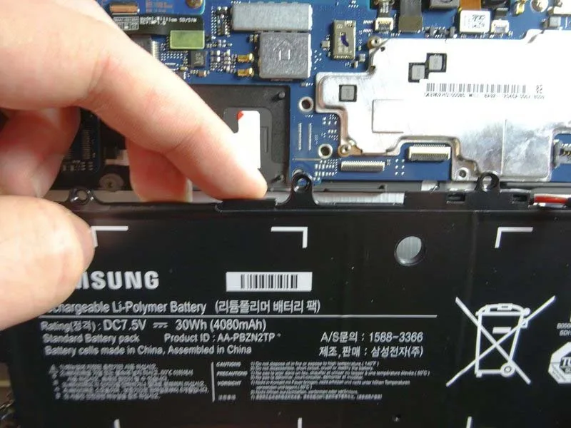 cach-thay-loa-phai-tren-samsung-ativ-smart-pc-500t-tai-nha-h5