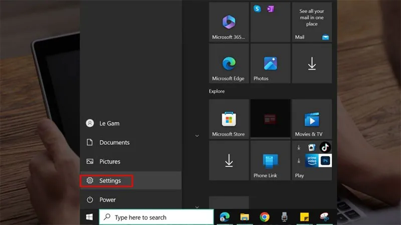 meo-lam-trong-suot-thanh-taskbar-win-10-djon-gian-ung-y