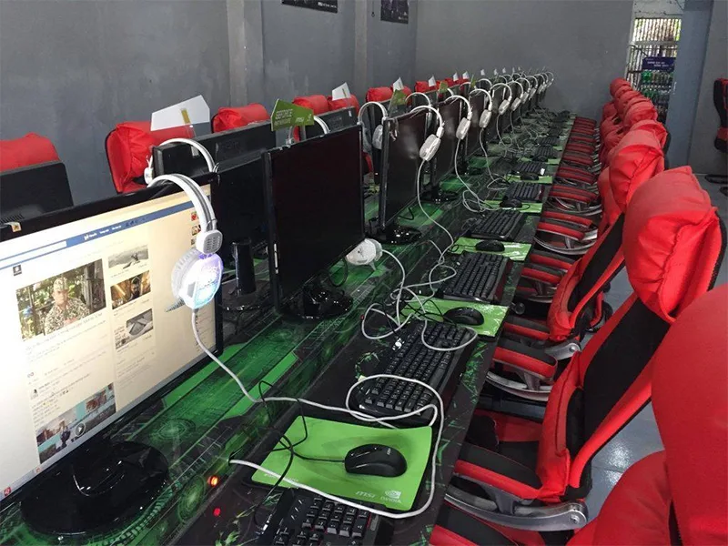 du-an-thiet-ke-va-lap-djat-phong-net-thanh-cong-cua-minh-djuc-pc