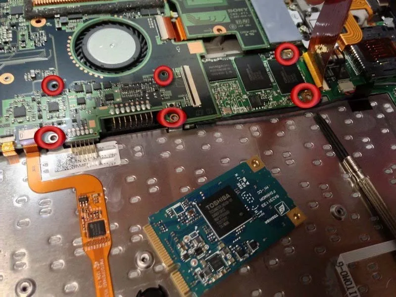 huong-dan-cach-thay-the-ssd-cho-laptop-sony-vaio-duo-11-h9