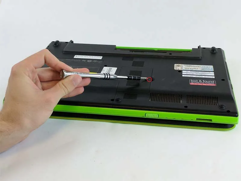 huong-dan-thay-ram-moi-laptop-cho-tat-ca-cac-dong