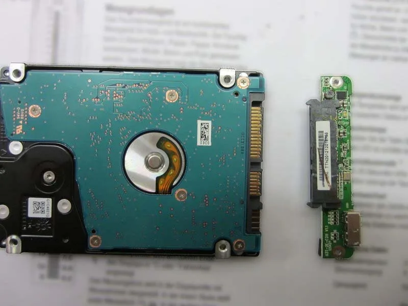 huong-dan-thao-roi-o-cung-toshiba-store-alu-2s-h12