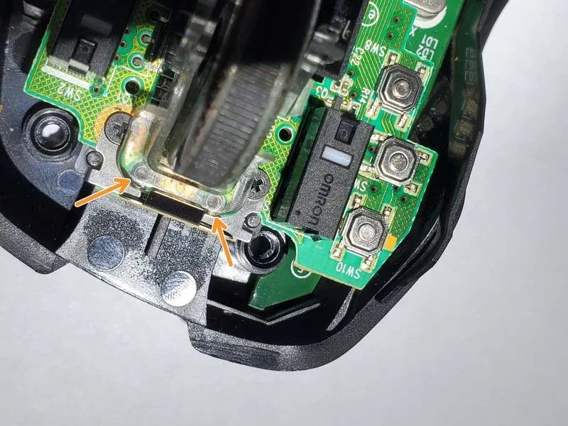 huong-dan-cach-thay-bang-mach-duoi-pcb-logitech-g700s-h8