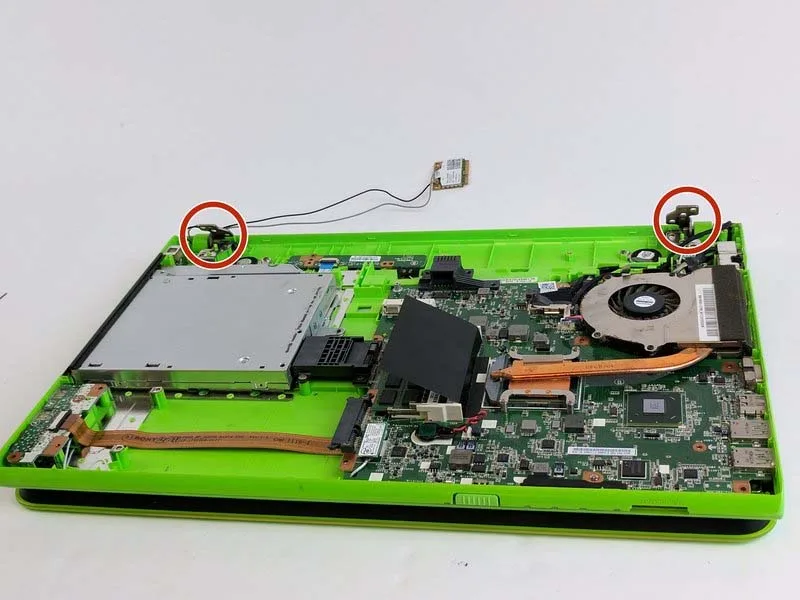 huong-dan-thay-man-hinh-lcd-laptop-sony-vaio-vpccb290x-h10