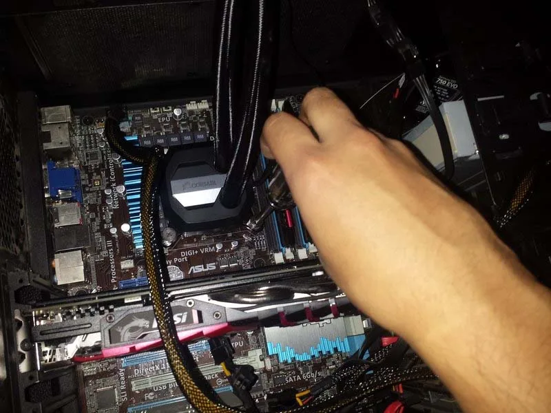 huong-dan-cach-thay-the-bo-tan-nhiet-cpu-cho-pc-choi-game-h5