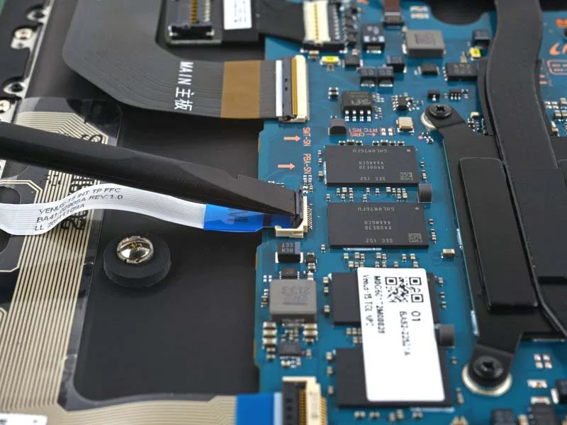 huong-dan-thay-bo-mach-chu-cho-samsung-galaxy-book-pro-15-h21