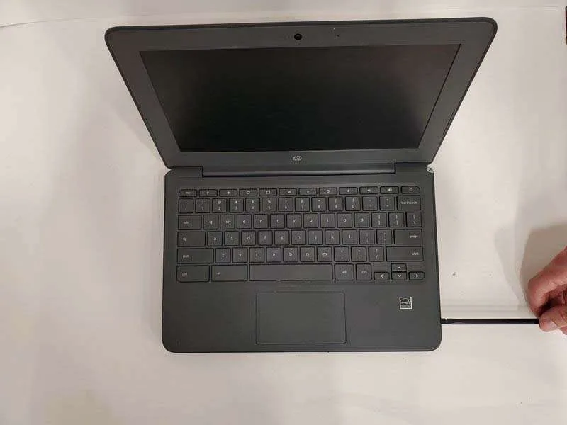 Cách Thay Bo Mạch Chủ HP Chromebook 11A G6 EE Chuẩn