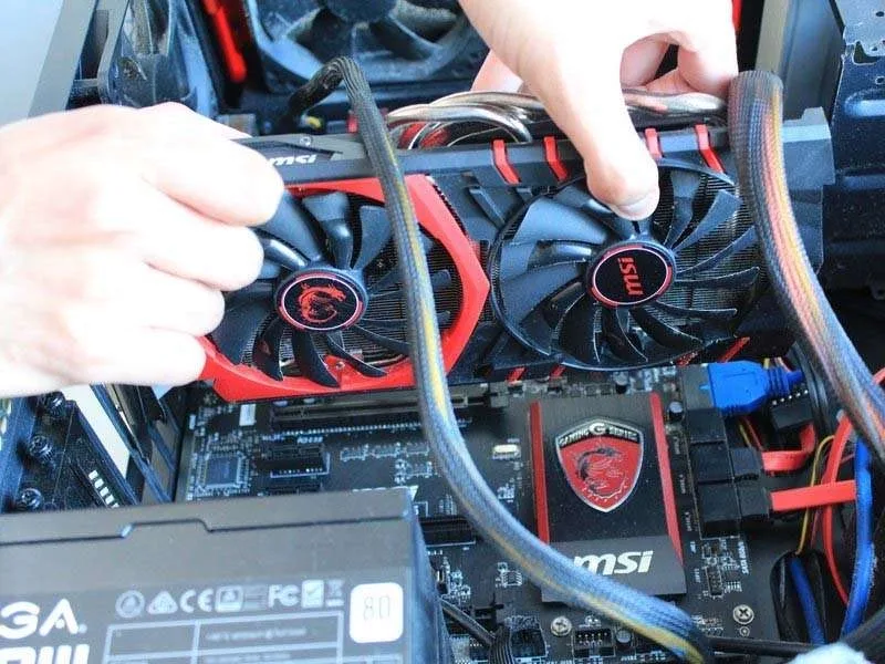 Cách Thay Card Đồ Họa (GPU) Deepcool Kendomen Trong Tích Tắc