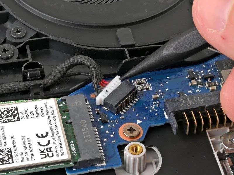 Cách Thay Cổng Sạc (DC-in port) Cho Laptop HP 15-fc0000 Series