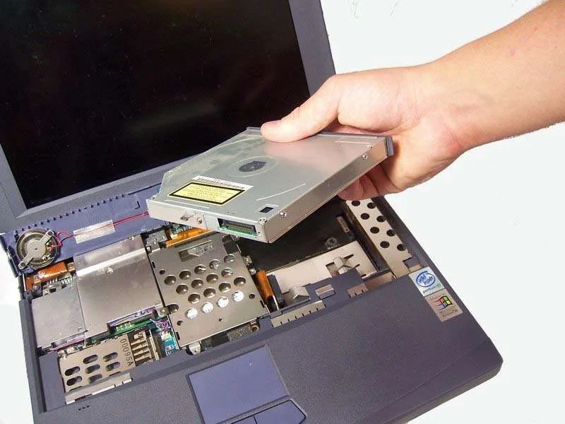 Bỏ Túi Cách Thay Ổ Đĩa CD/DVD Cho Sony Vaio PCG-F420 Ít Ai Biết
