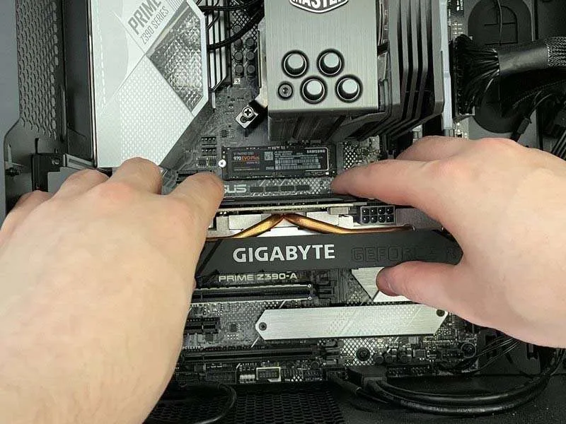 Cách Thay Thế Card Đồ Họa Gigabyte GeForce RTX 2060