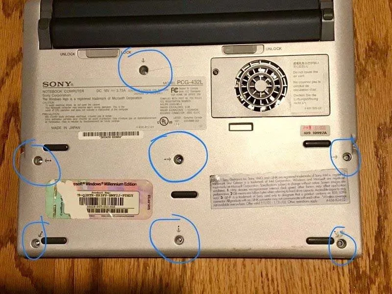 Hướng Dẫn 5 Bước Thay RAM Sony Vaio PCG-432L Đơn Giản