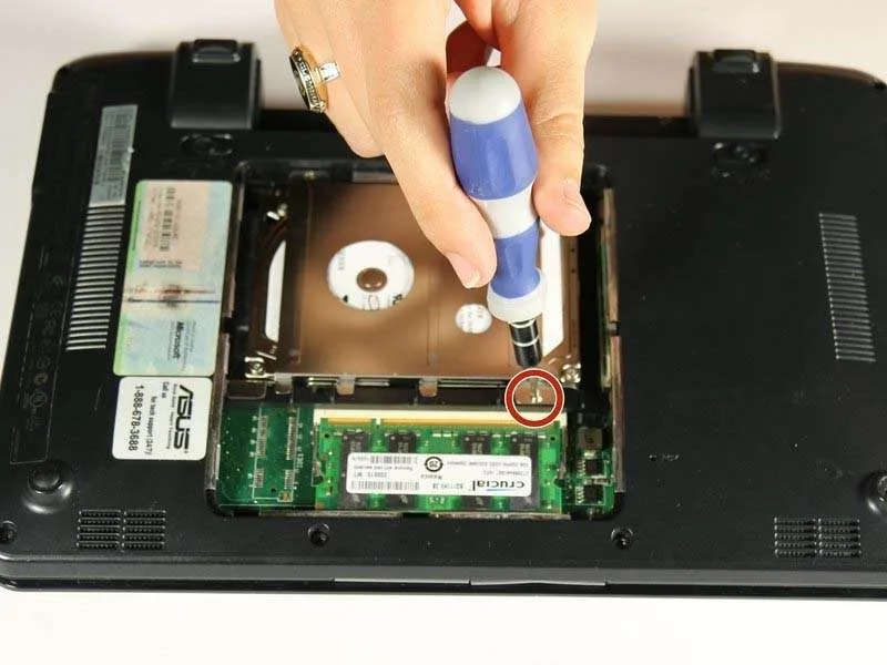 Hướng Dẫn Cách Thay Bo Mạch Chủ Asus Eee PC 1000HE