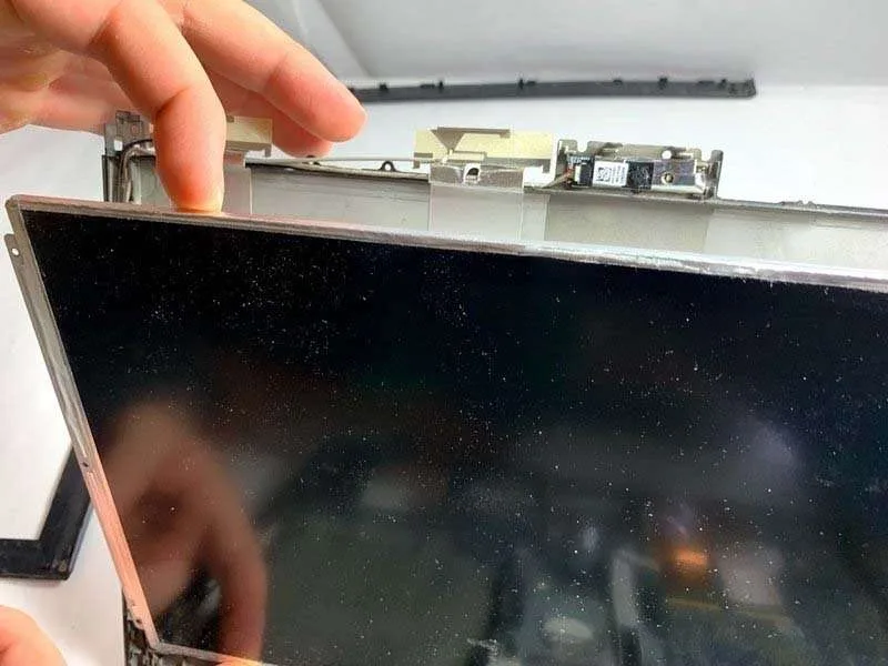 Hướng Dẫn Cách Thay Màn Hình Sony Vaio PCG-41216L Đơn Giản