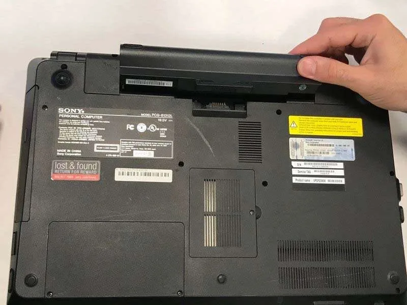 Hướng Dẫn Cách Thay Pin Laptop Sony Vaio VPCF2390X