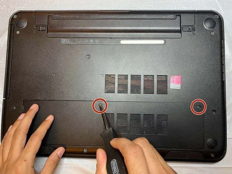 Hướng Dẫn Cách Thay RAM Laptop Dell Inspiron 3537 Cực Nhanh