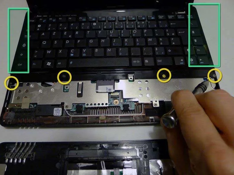 Hướng Dẫn Thay Bàn Phím Asus Eee PC 1215N Chuyên Nghiệp