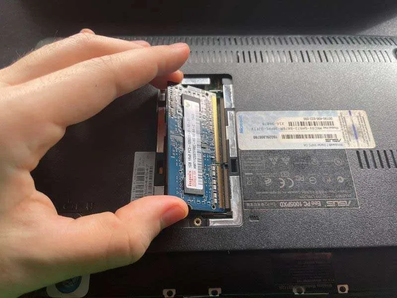 Hướng Dẫn Thay RAM Cho Asus Eee PC 1005PXD-BLK024S Chuẩn 100%
