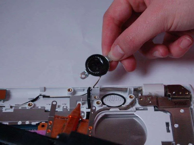 Mẹo Thay Loa Laptop Sony Vaio VPCCW17FX Chỉ Mất Vài Giây