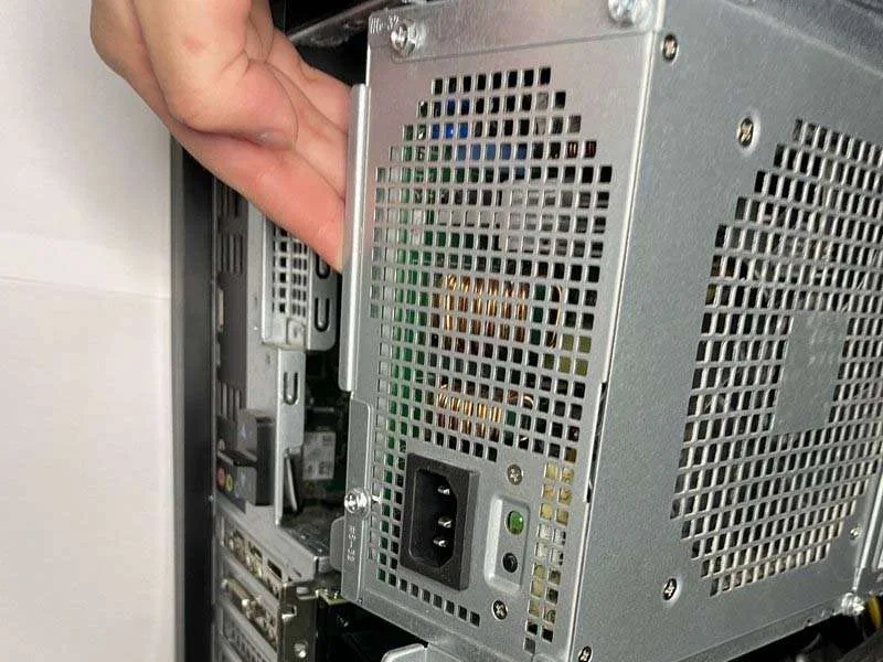 Quy Trình Các Bước Thay SSD Alienware Aurora A5 Tại Nhà